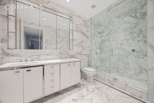 100 Barclay Street 21AD, New York City, NY 10007