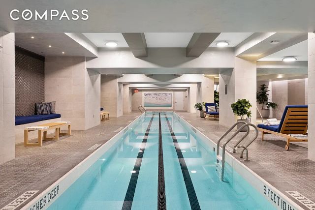 100 Barclay Street 21AD, New York City, NY 10007