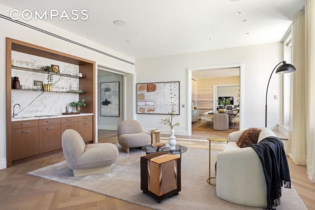 100 Barclay Street 21AD, New York City, NY 10007