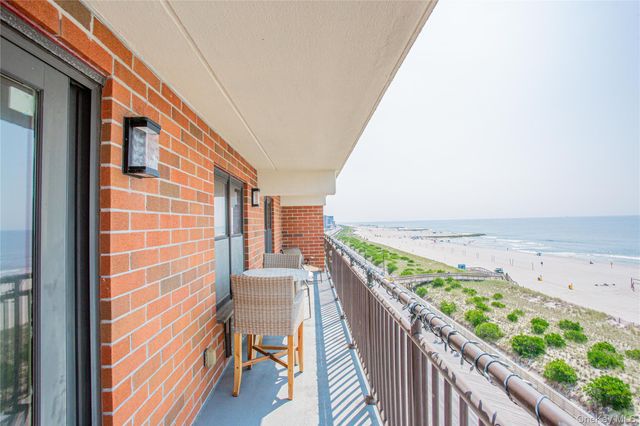 230 W Broadway, Long Beach, NY 11561