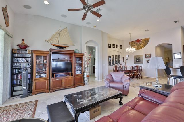 2207 S PEBBLE BEACH BOULEVARD, Sun City Center, FL 33573