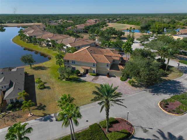 2207 S PEBBLE BEACH BOULEVARD, Sun City Center, FL 33573