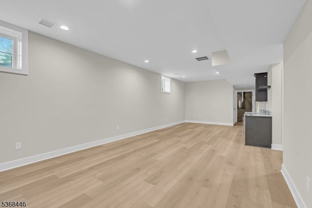 44 Brooklake Rd, Madison Boro, NJ 07940