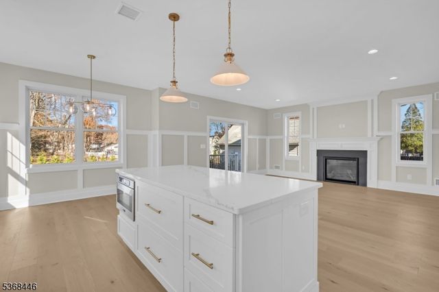 44 Brooklake Rd, Madison Boro, NJ 07940