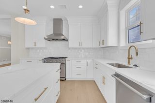 44 Brooklake Rd, Madison Boro, NJ 07940