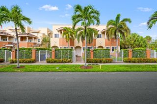 919 NE 17th Way 919, Fort Lauderdale, FL 33304