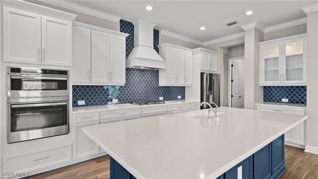 4292 Pegasus DR, Naples, FL 34120