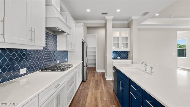 4292 Pegasus DR, Naples, FL 34120