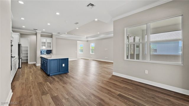 4292 Pegasus DR, Naples, FL 34120