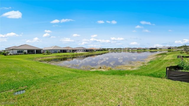 4292 Pegasus DR, Naples, FL 34120