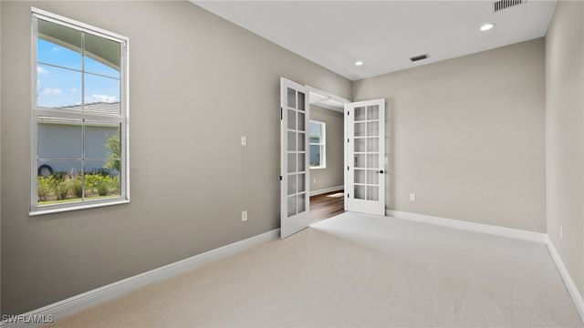 4292 Pegasus DR, Naples, FL 34120