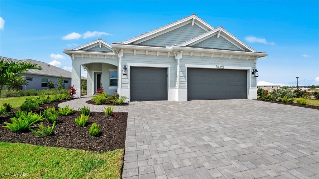 4292 Pegasus DR, Naples, FL 34120