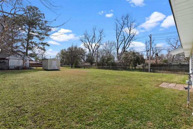 1800 San Saba Street, Bossier City, LA 71112