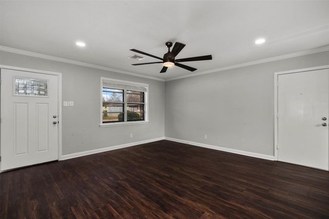 1800 San Saba Street, Bossier City, LA 71112