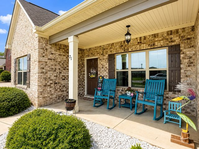 21 Sweetwater Park Loop, Fort Mitchell, AL 36856