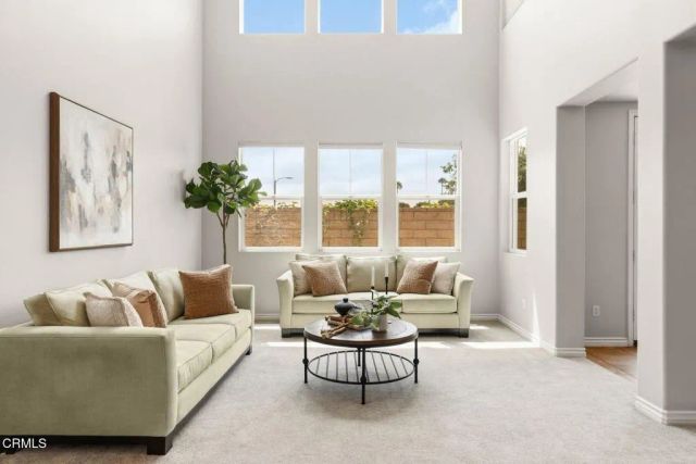 675 Charleston Place, Ventura, CA 93004