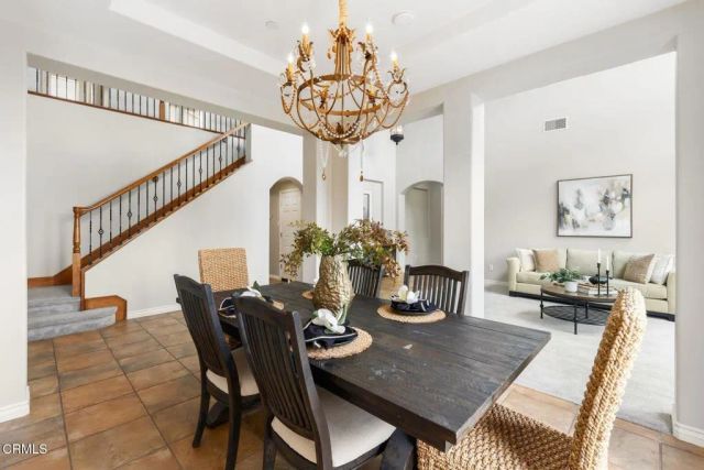 675 Charleston Place, Ventura, CA 93004