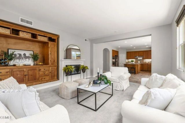 675 Charleston Place, Ventura, CA 93004