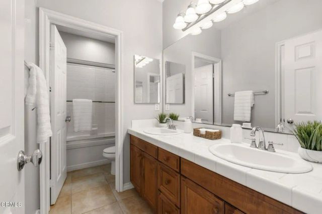 675 Charleston Place, Ventura, CA 93004