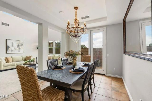 675 Charleston Place, Ventura, CA 93004
