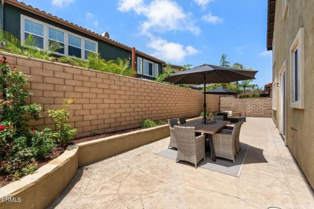 675 Charleston Place, Ventura, CA 93004