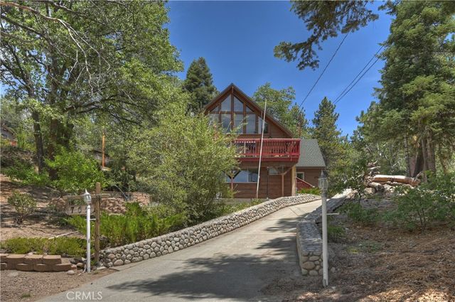 707 Briar Lane, Green Valley Lake, CA 92341