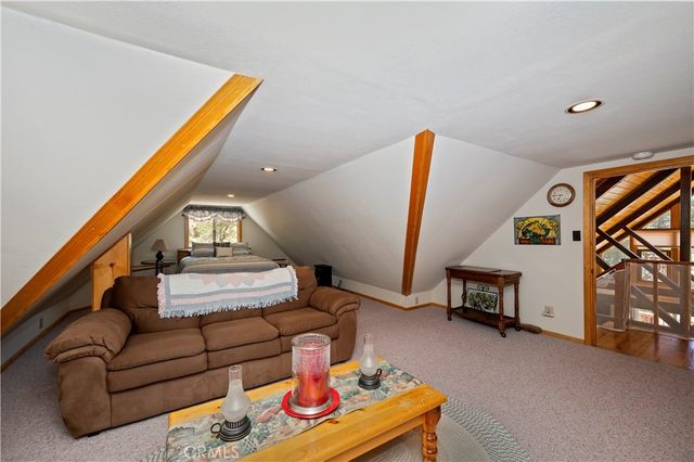 707 Briar Lane, Green Valley Lake, CA 92341
