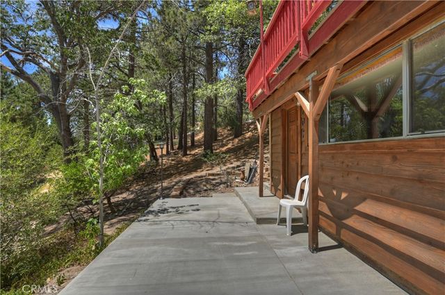 707 Briar Lane, Green Valley Lake, CA 92341