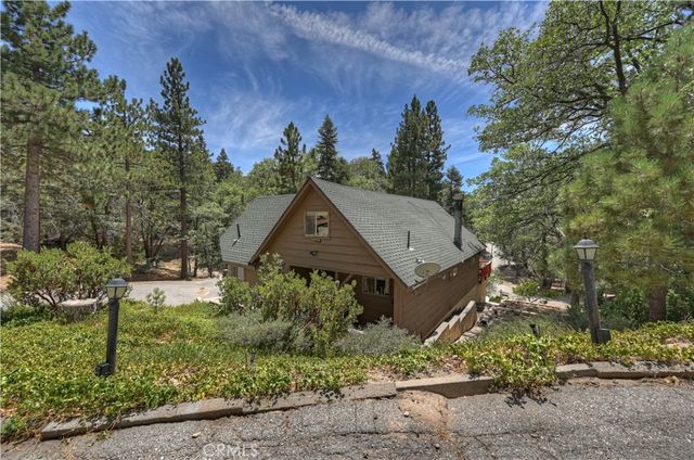 707 Briar Lane, Green Valley Lake, CA 92341