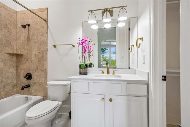 375 WESTBURY LN, Eads, TN 38028