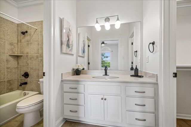 375 WESTBURY LN, Eads, TN 38028