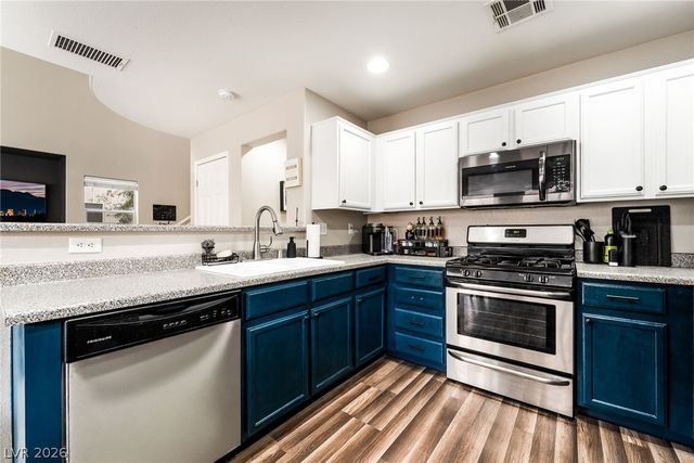 976 Grand Cerritos Avenue, Las Vegas, NV 89183