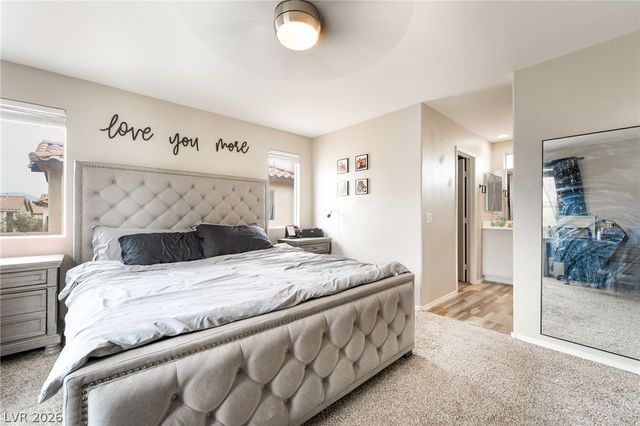 976 Grand Cerritos Avenue, Las Vegas, NV 89183