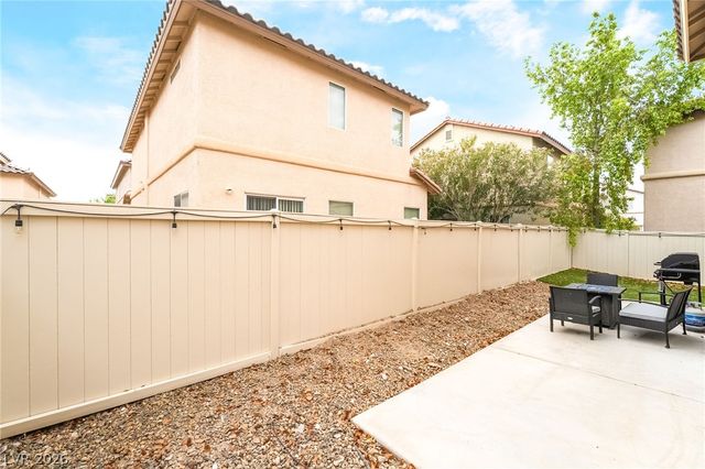 976 Grand Cerritos Avenue, Las Vegas, NV 89183