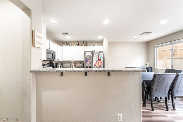 976 Grand Cerritos Avenue, Las Vegas, NV 89183