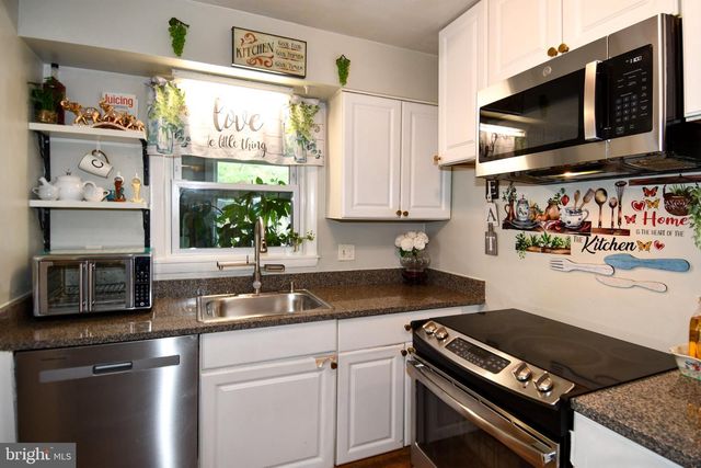 8618 LIBERIA AVE, Manassas, VA 20110