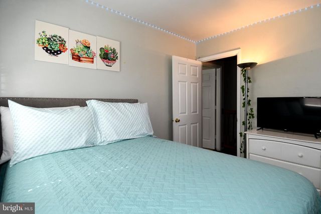 8618 LIBERIA AVE, Manassas, VA 20110