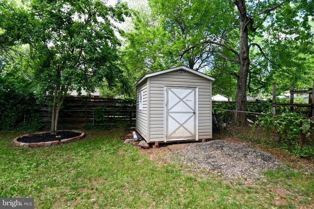 8618 LIBERIA AVE, Manassas, VA 20110