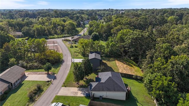 5 Hebrides Lane, Bella Vista, AR 72715