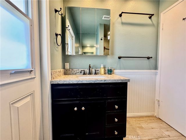 7552 Rhine Drive, Huntington Beach, CA 92647
