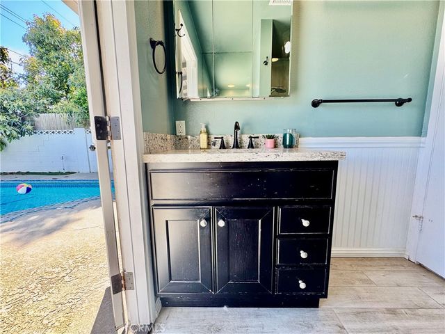 7552 Rhine Drive, Huntington Beach, CA 92647