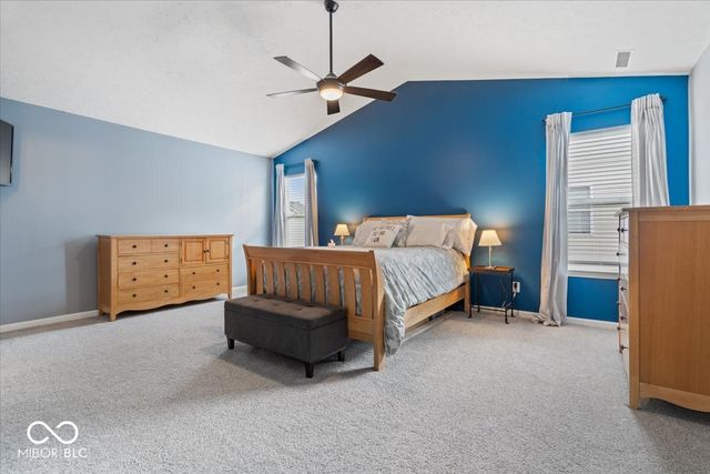 7033 N Lyndhurst Crossing, Mccordsville, IN 46055