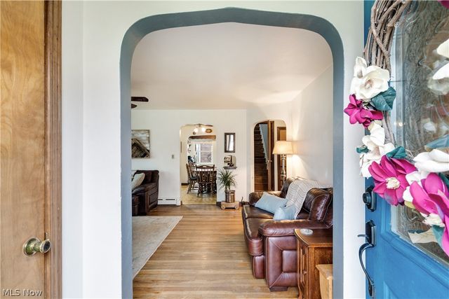 754 Fairfield Avenue, Columbiana, OH 44408