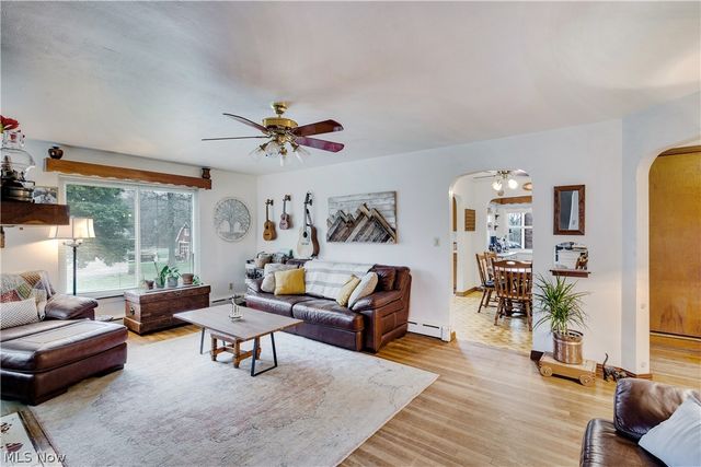 754 Fairfield Avenue, Columbiana, OH 44408