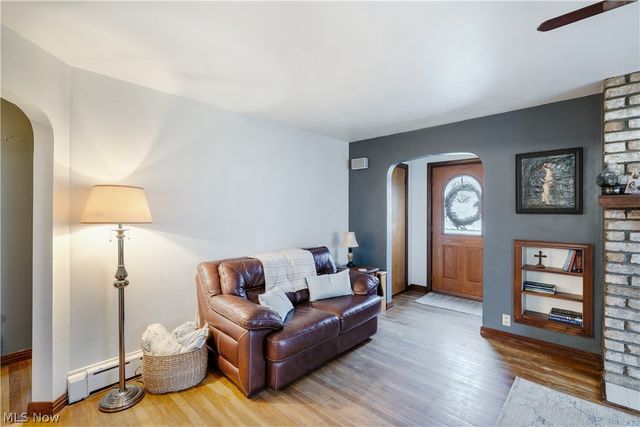 754 Fairfield Avenue, Columbiana, OH 44408