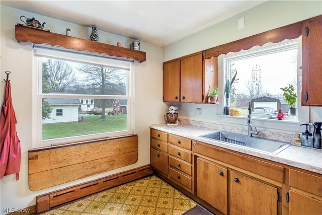 754 Fairfield Avenue, Columbiana, OH 44408