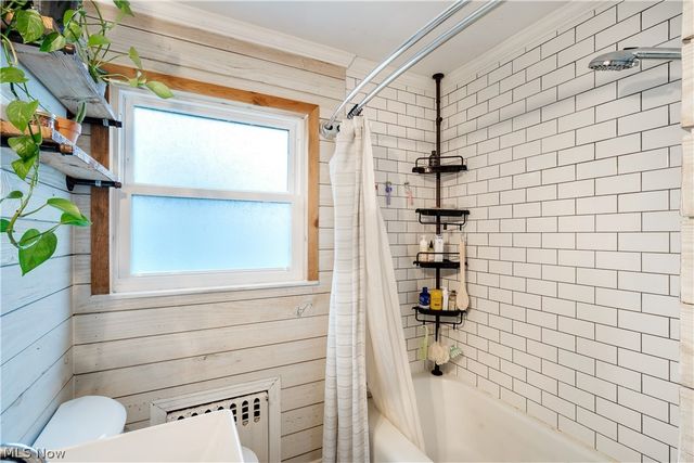 754 Fairfield Avenue, Columbiana, OH 44408