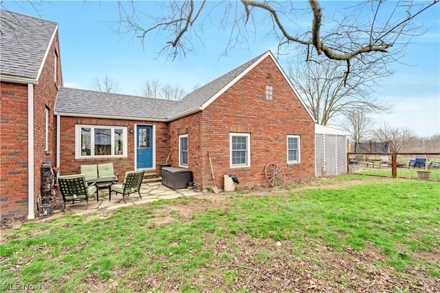 754 Fairfield Avenue, Columbiana, OH 44408