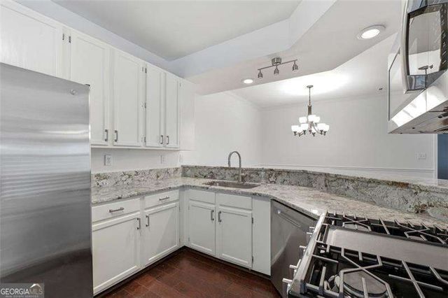 116 Victoria Way, Roswell, GA 30075
