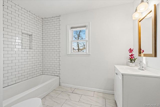 139 Waverly Avenue, Mamaroneck, NY 10543